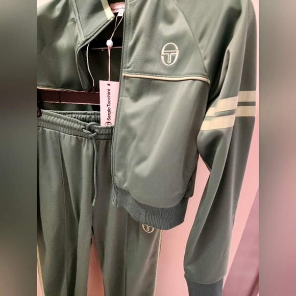 Sergio Tecchini Womens Green Track Suit - Picture 3 of 10